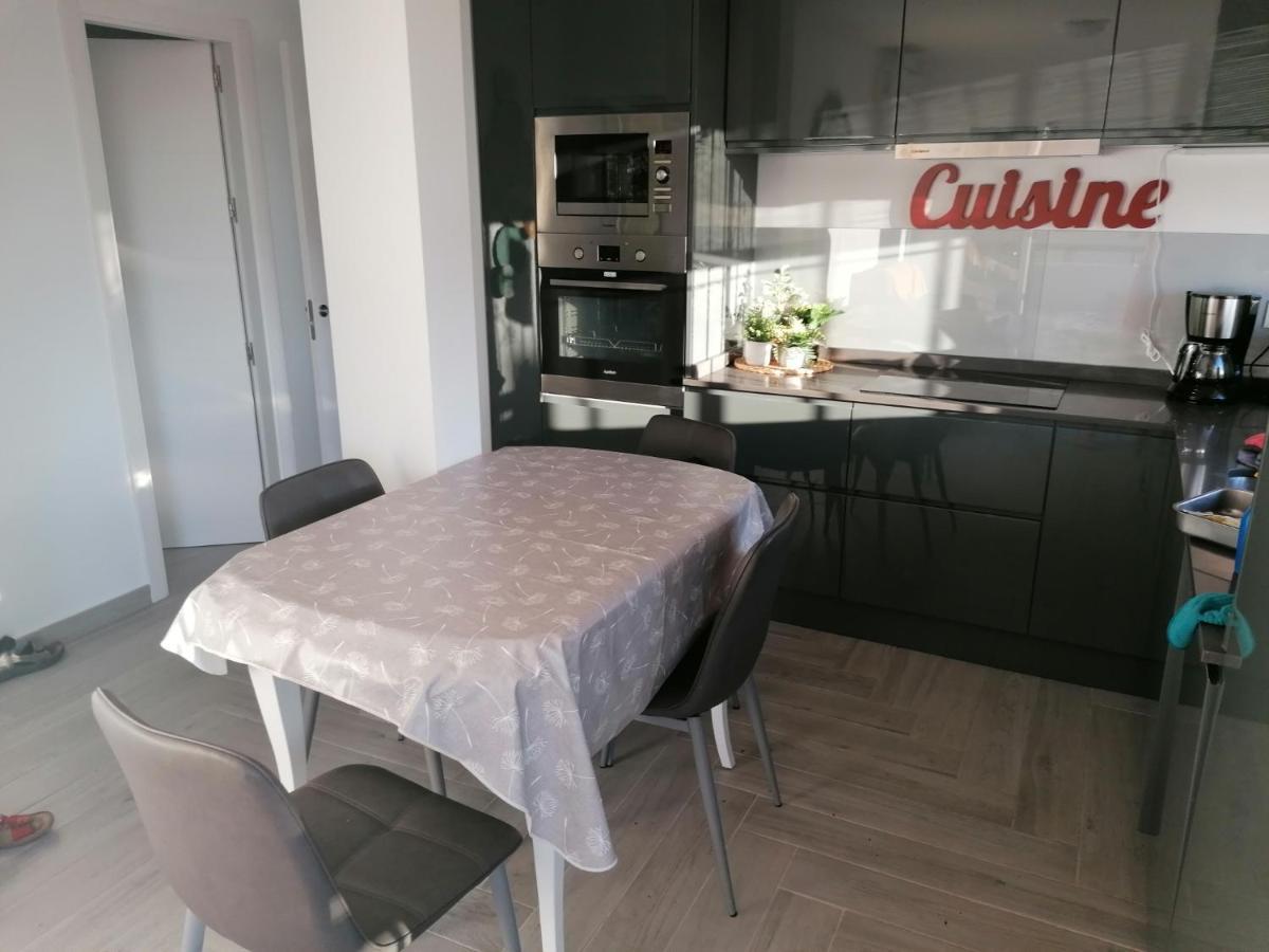 Appartement Moderne Pour 6 Adultes Benalmadena Luaran gambar