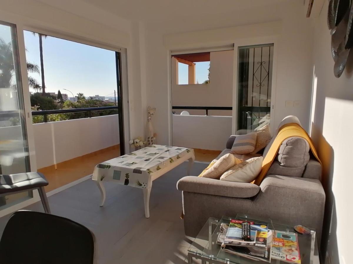 Appartement Moderne Pour 6 Adultes Benalmadena Luaran gambar