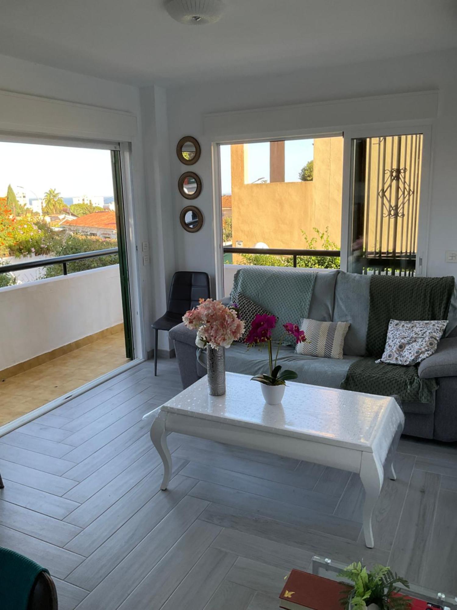Appartement Moderne Pour 6 Adultes Benalmadena Luaran gambar